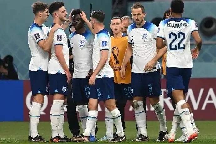 第一轮小组积分榜,第一小组出线