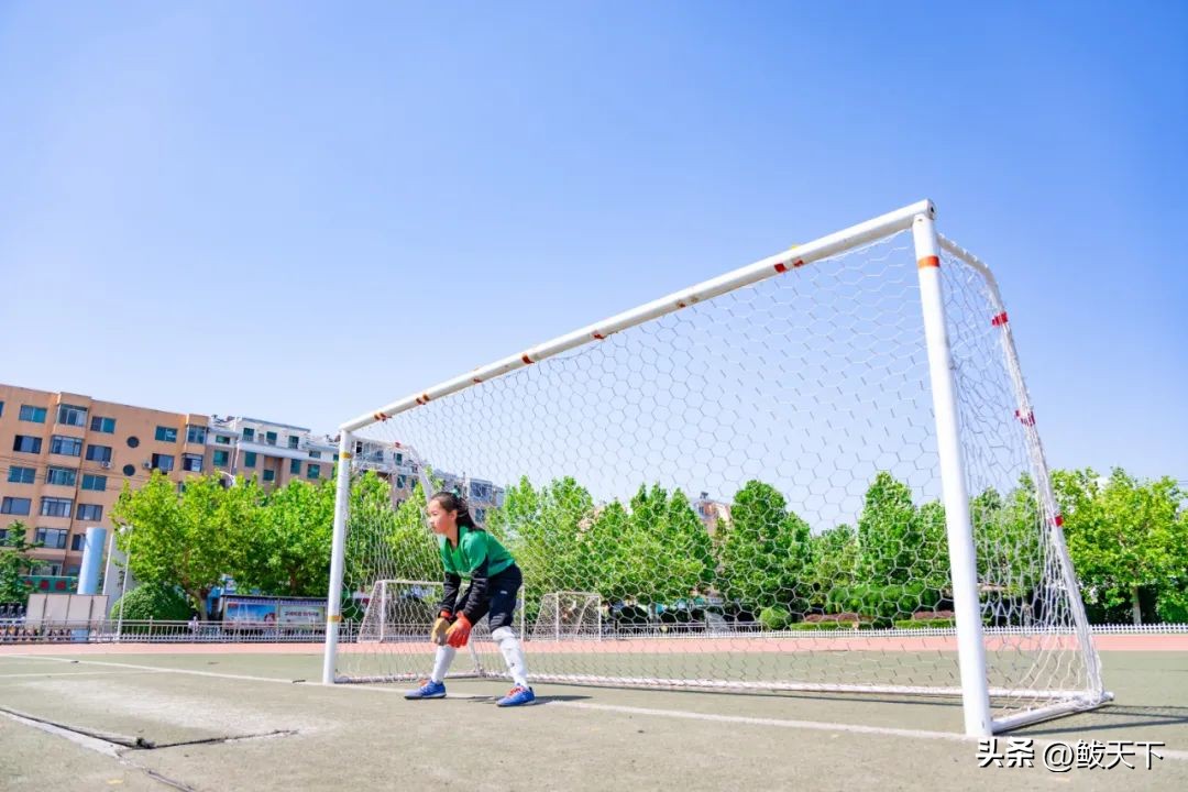 奔跑吧足球小将下载,奔跑吧兄弟温州足球小将