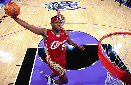 詹姆斯会在湖人退役吗,湖人四连败詹姆斯谈退役