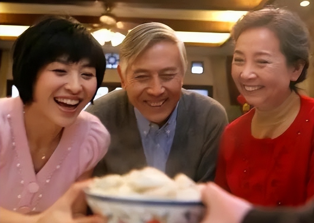 不吃晚餐只能变瘦但还有四个后果,不吃晚餐可以变瘦吗