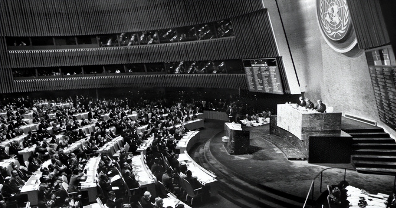 中国援助非洲太卖力，军事经济全方位“保姆”式调教，值得么？