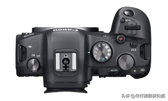 买尼康z6ii还是z5,尼康z6ii和佳能r6