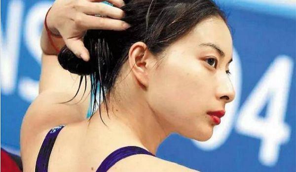 郭晶晶下嫁霍家后为何如此低调,下嫁霍启刚的郭晶晶曝光家庭地位