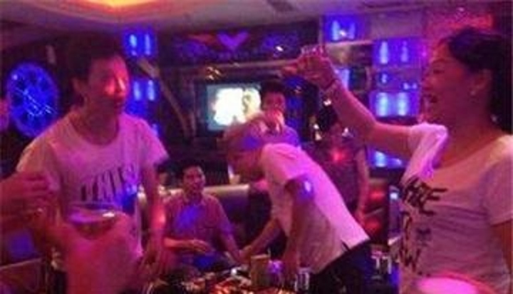 酒吧真实的生活写照,酒吧夜店的生活方式