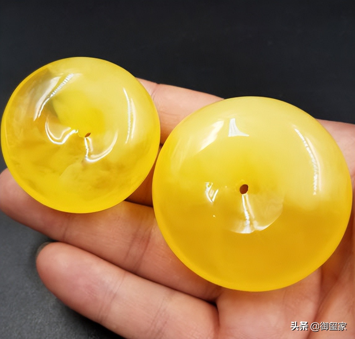 辨别蜜蜡真假的最好方法,蜜蜡怎么辨别真假打火机