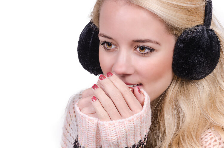 被癌症盯上的人，手脚容易冰凉？手脚出现3种症状，或是癌症信号