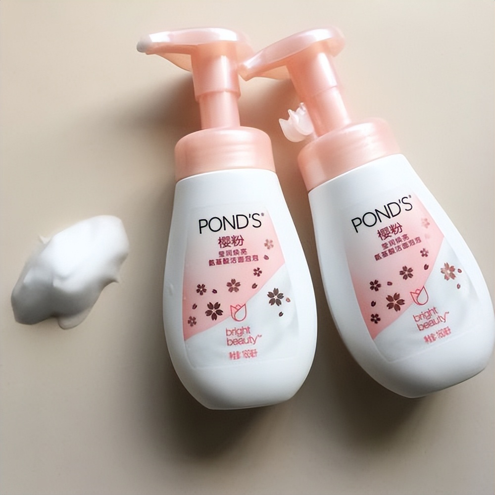 清洁力度好又不伤皮肤的洗面奶,洗面奶推荐去角质美白