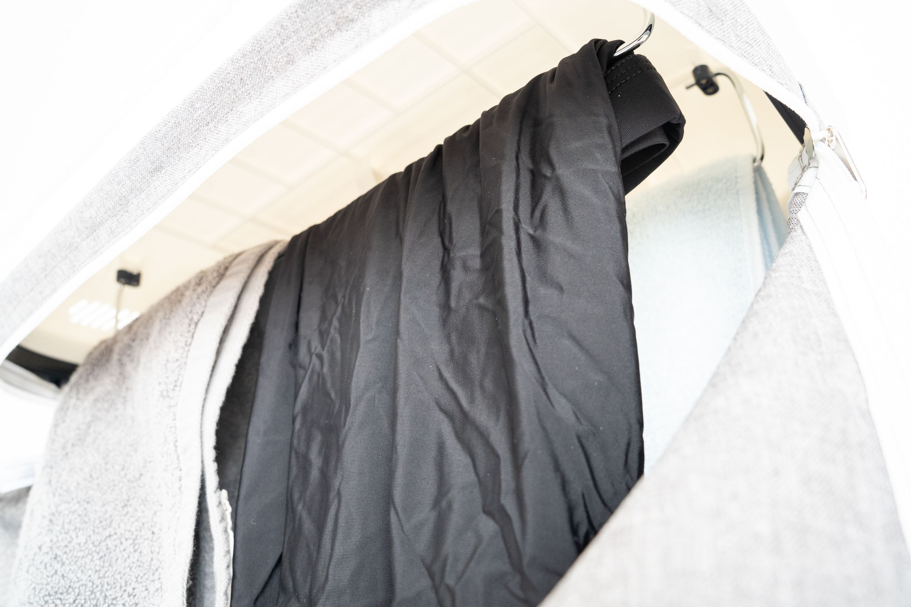 潮湿环境贴身衣服要保持干爽！衣物消毒烘干机选购和使用