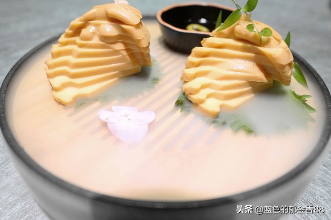 周末白相里的一张床、一群朋友、暴走于迪士尼乐园