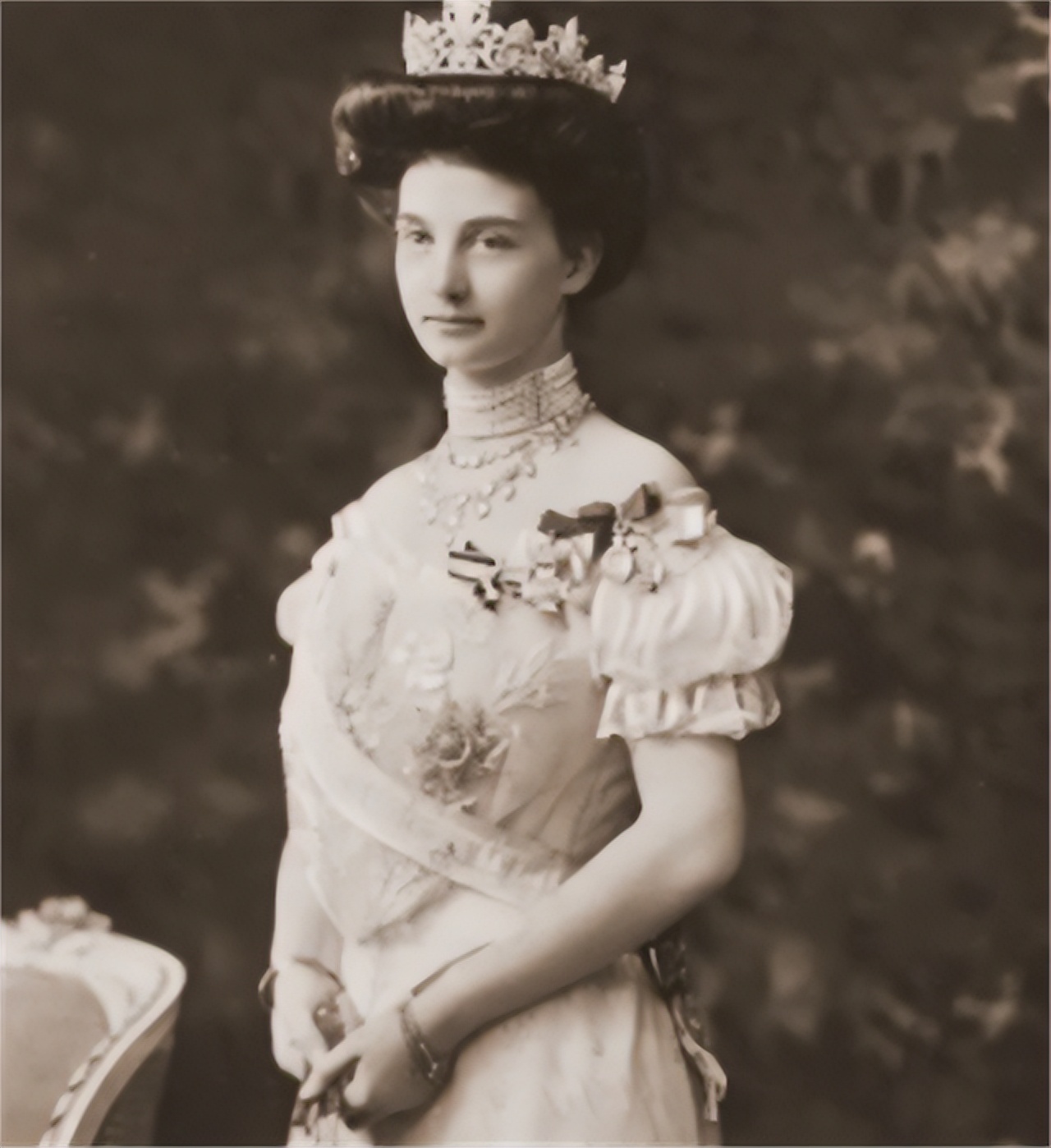 菲利普亲王和女儿安妮,菲利普亲王出轨事件