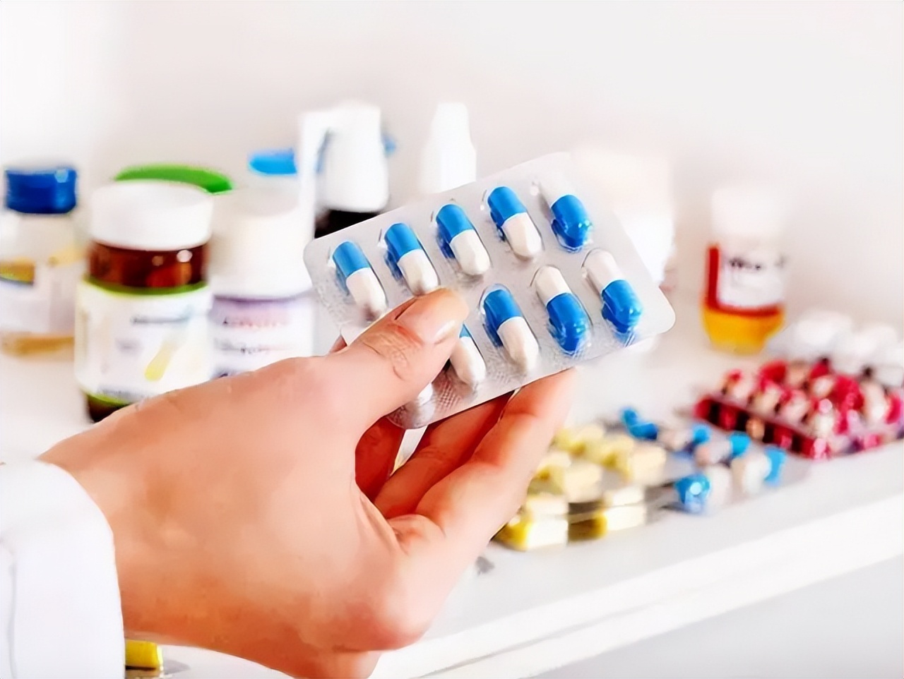 阿奇霉素不能吃什么食物,阿奇霉素两种服用方法的区别