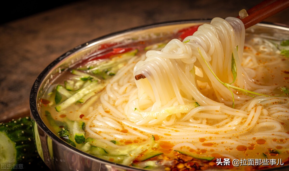 冷面汤汁怎么调最好吃,做冷面要什么调料好吃