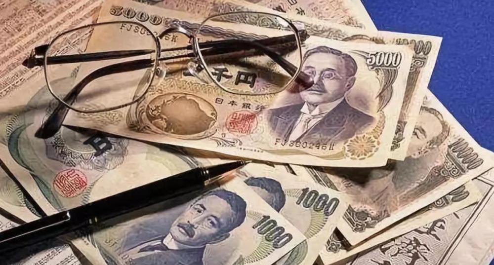 11日，军事冲突升级！美国想打世界大战？竟给乌军提供集束*弹炸**