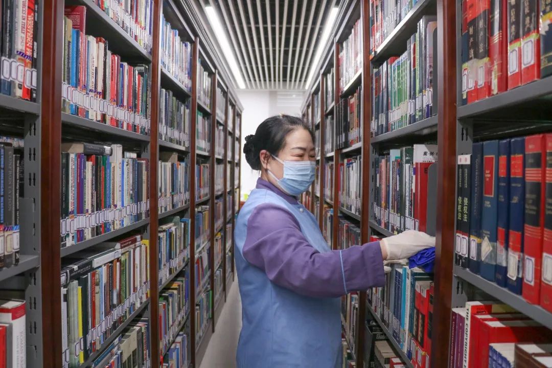 我们找到了人大最美的她！