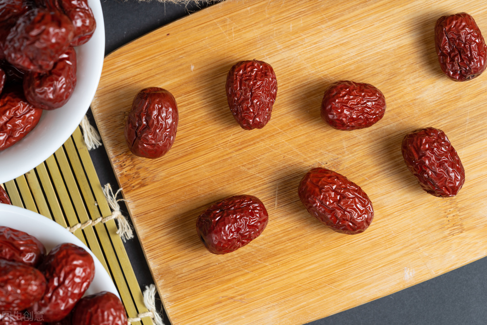 枸杞子与鸡蛋怎么吃有营养,枸杞加鸡蛋这样吃太神奇了