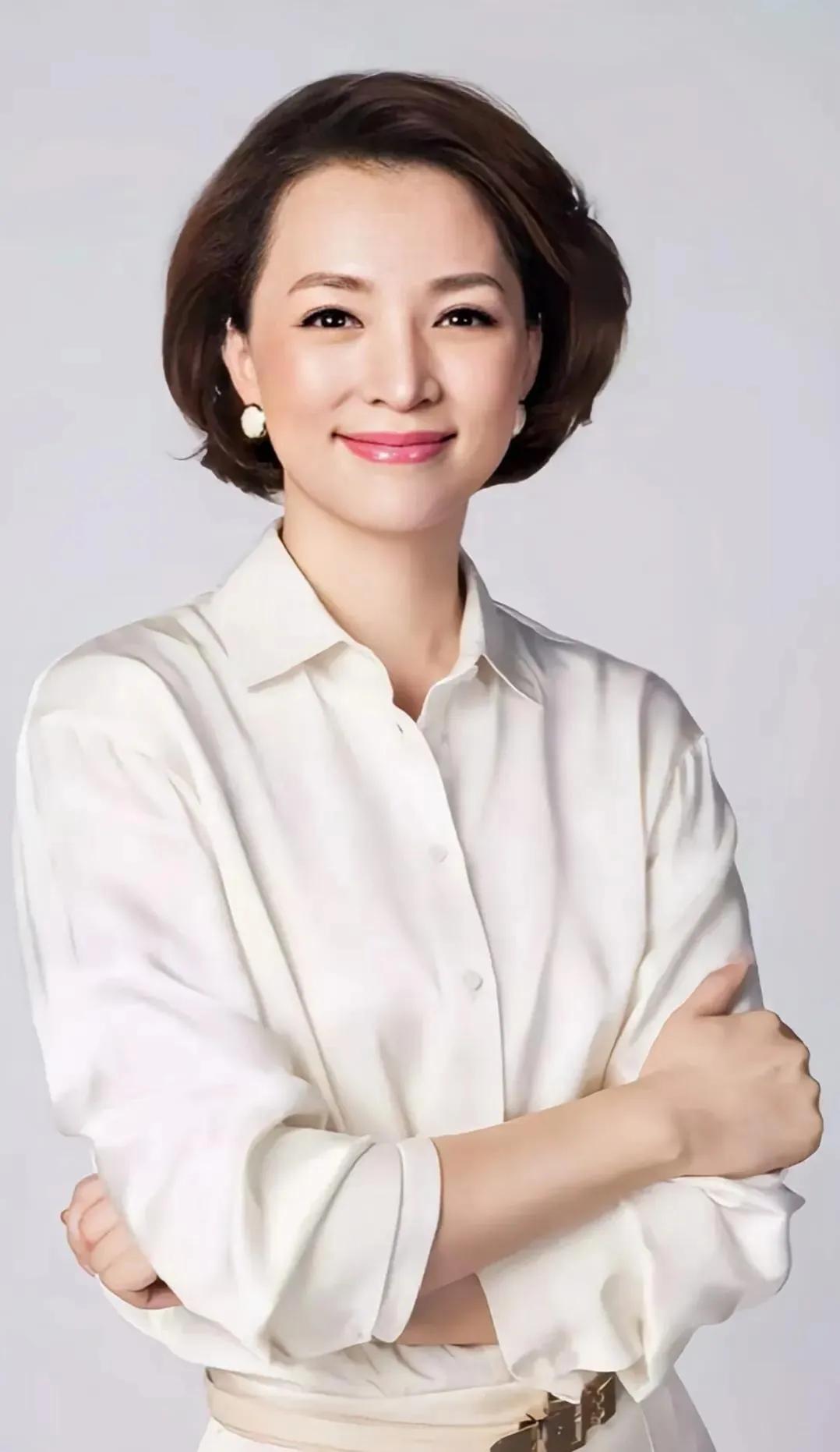 董卿15张精美的照片,董卿100张图片