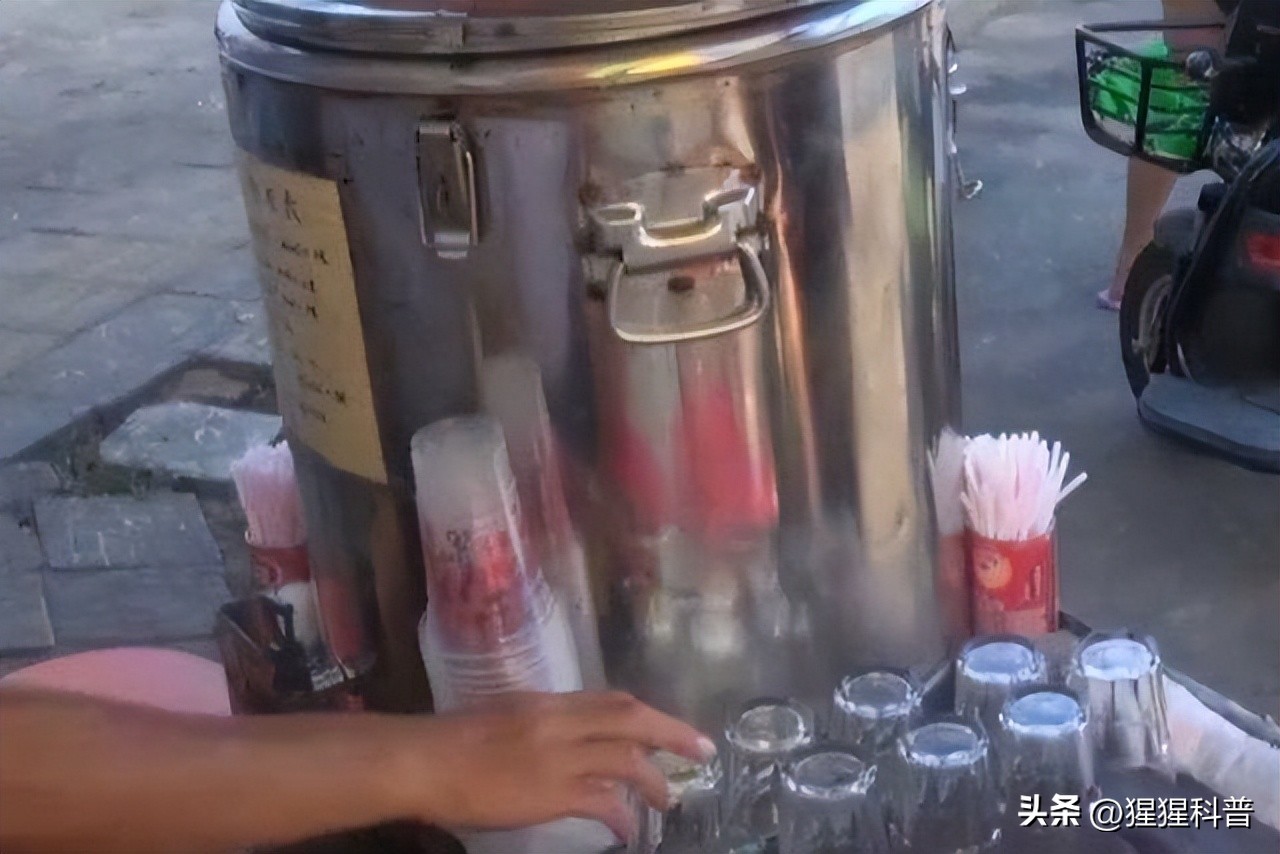 李嘉诚的资产是真的富可敌国吗,10大超级富豪的稳赢之道李嘉诚篇