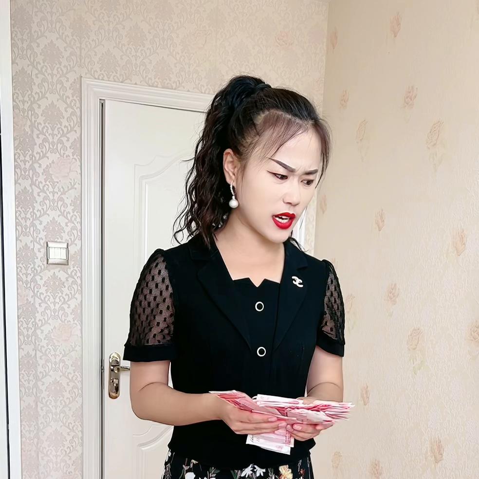 遮小肚腩洋气又百搭,遮小肚腩时髦又显瘦修身