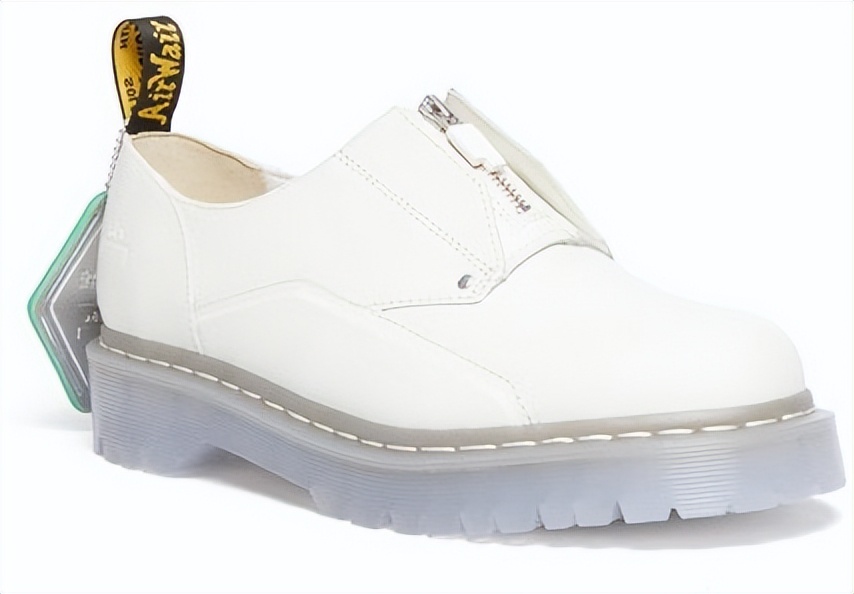 Dr. Martens与A-COLD -WALL*再度联手重塑经典