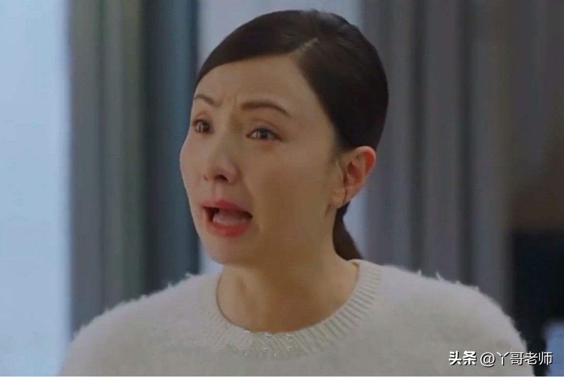 上衣露脐装初中生,初中女生穿露脐装好吗