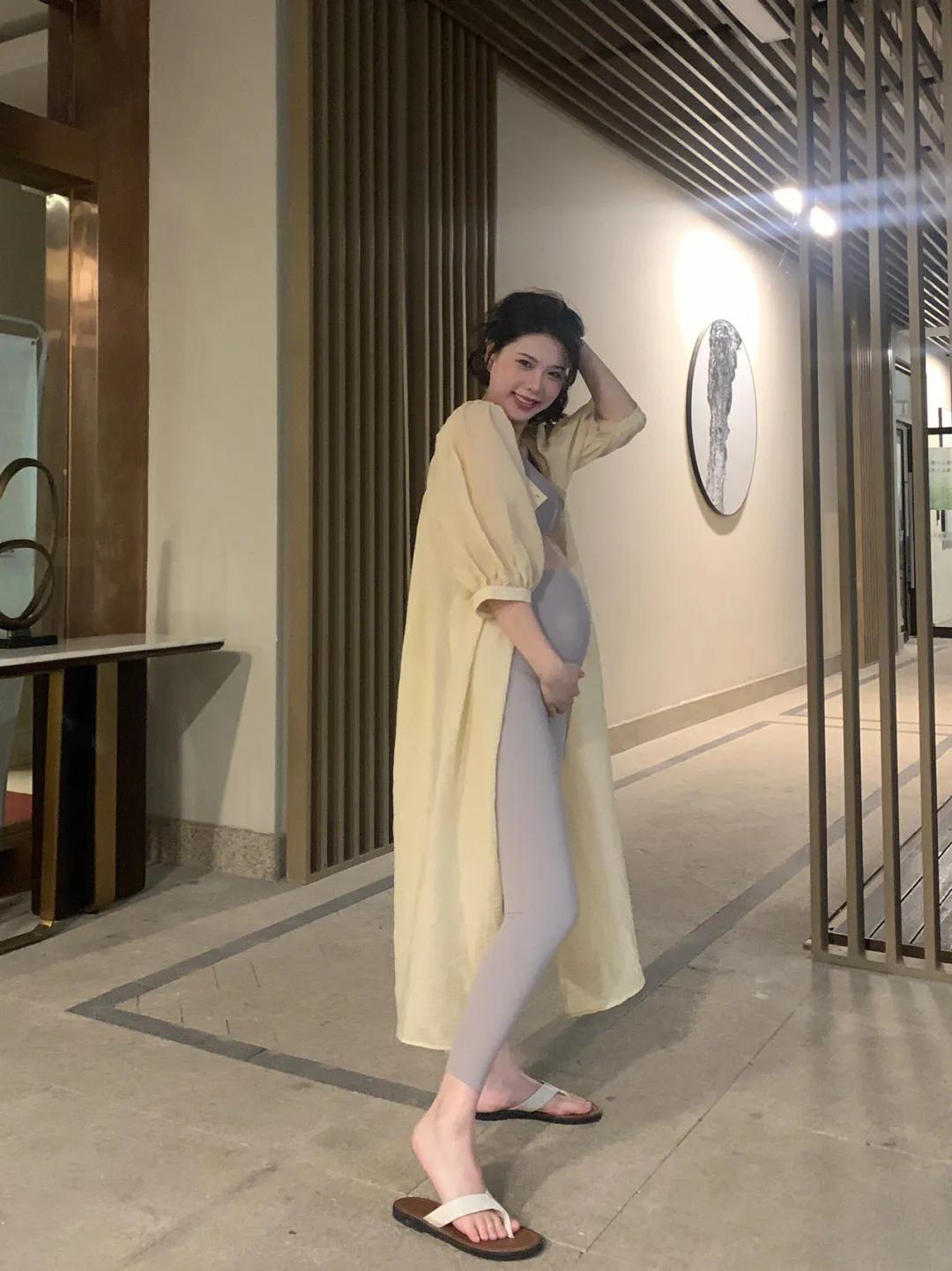 露肚子孕妈装,孕期露肚穿搭