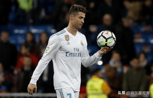 世界足坛十大杰出球星,足坛历史最顶级的五名球员