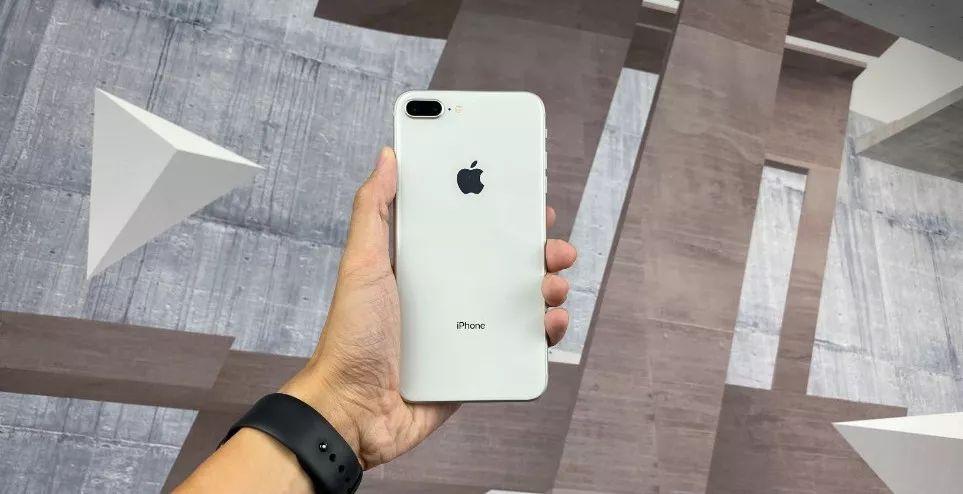 你觉得新出的iphone8plus好吗,iphone8plus2022年还有必要买吗