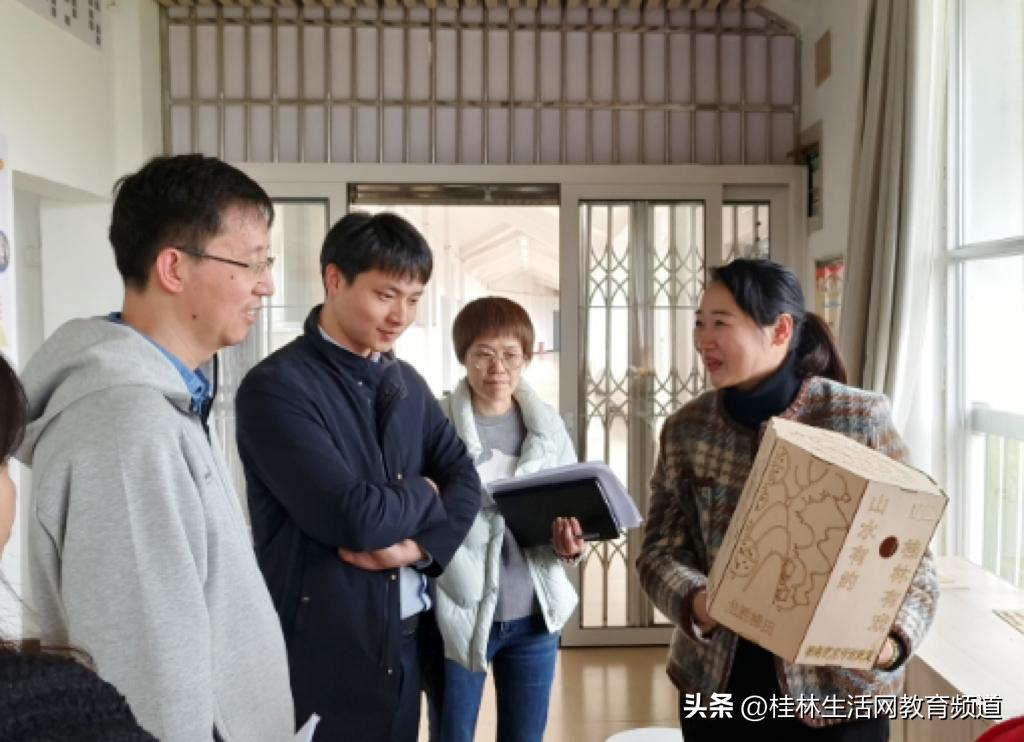 中国科学院院士题字,中科院院士为我市师生作科普报告