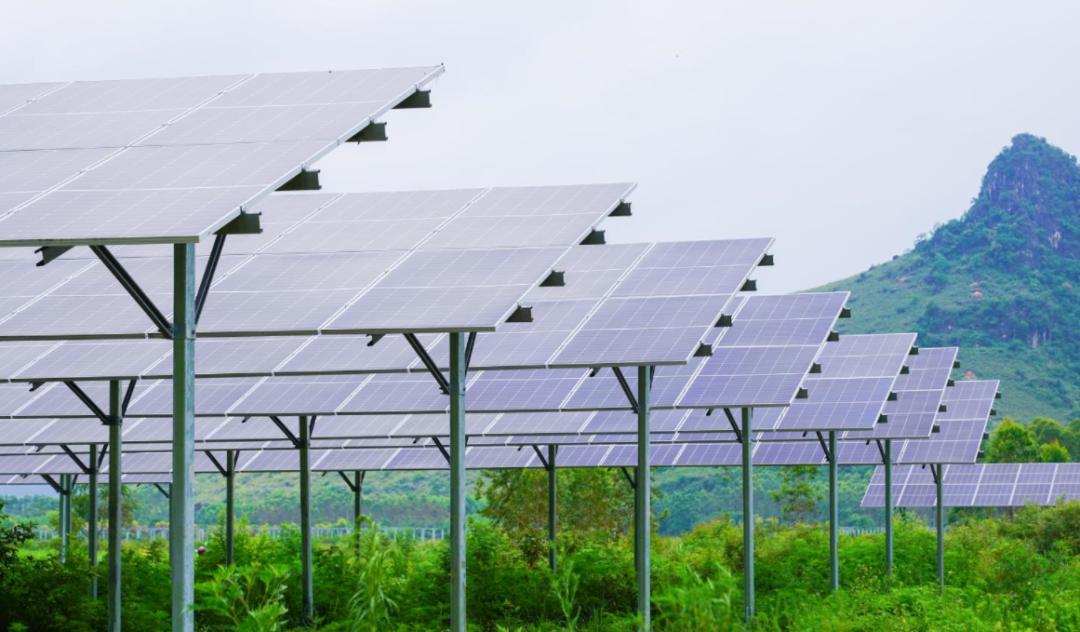 中能建广西光伏项目施工进展,广西新能源光伏发电项目