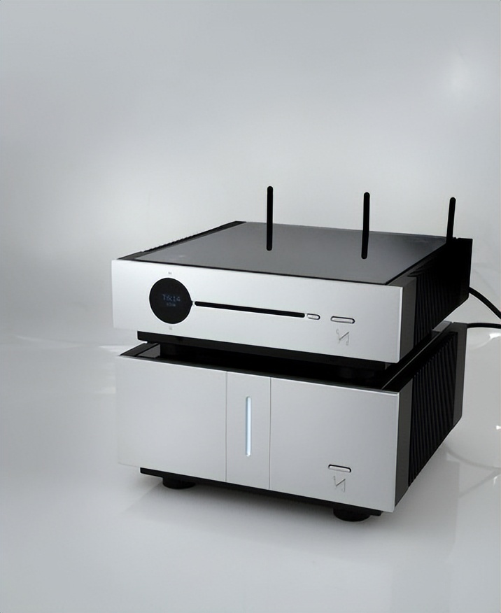 英伦现代科技QUADArteraSolusPlay串流解码/合并放大器