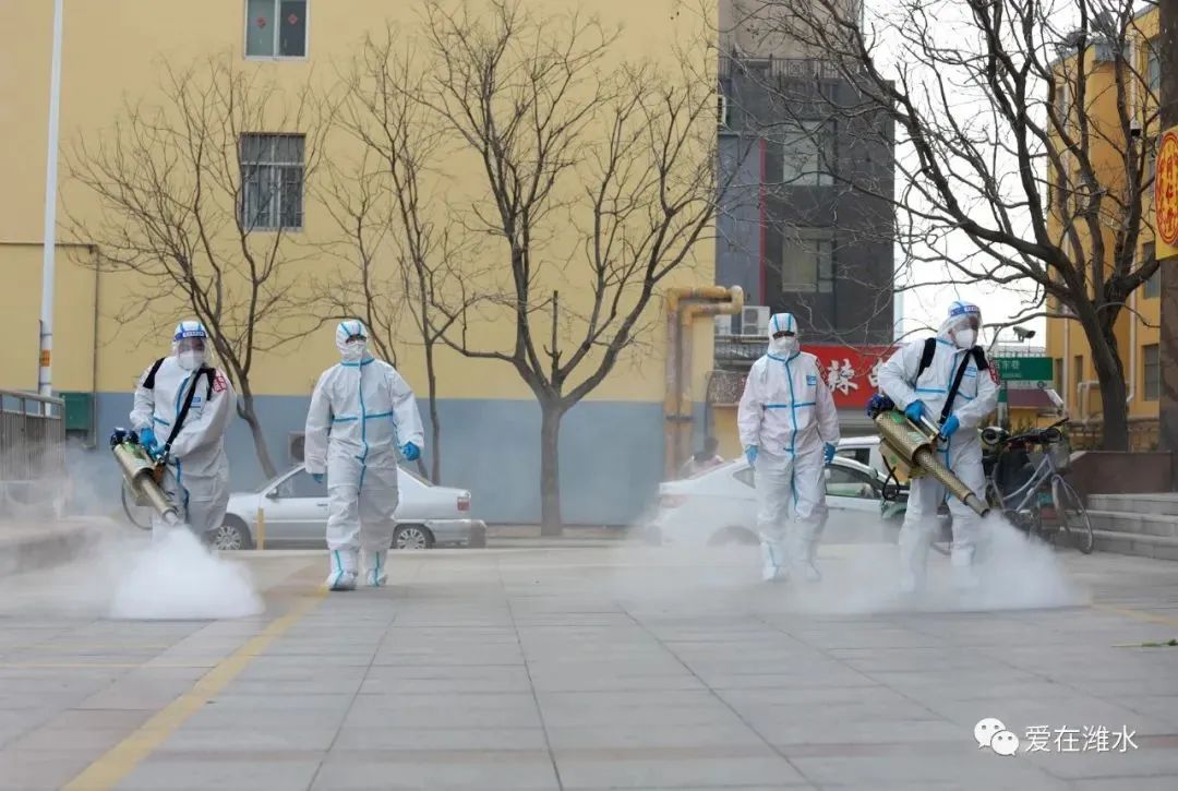 防控疫情他们在风雪中坚守,抗击疫情他们在行动