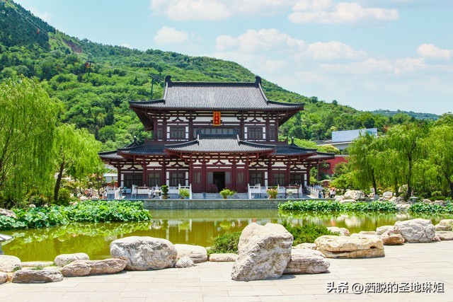 带着孩子，备好干粮，拿起行李，一起向西安出发