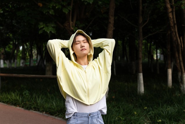 夏日的最佳避暑姿势,炎热的夏天避暑小妙招图文并茂