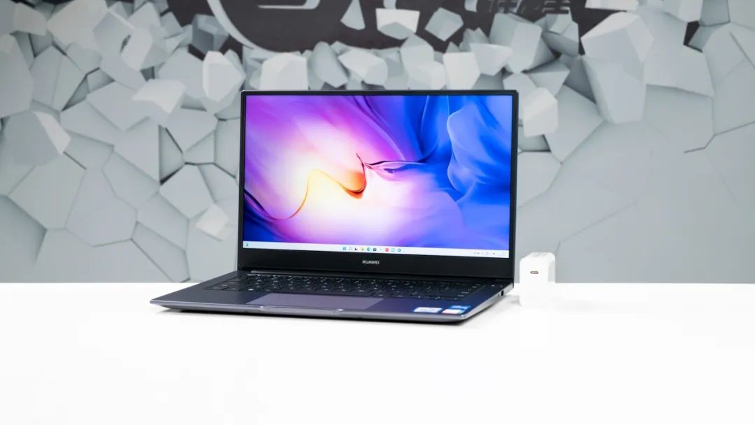 华为笔记本matebook1422款值得买,华为笔记本matebook142021触屏版