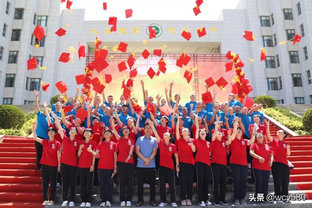 不会求人办事转学怎么办,高中转学要两个学校交钱吗