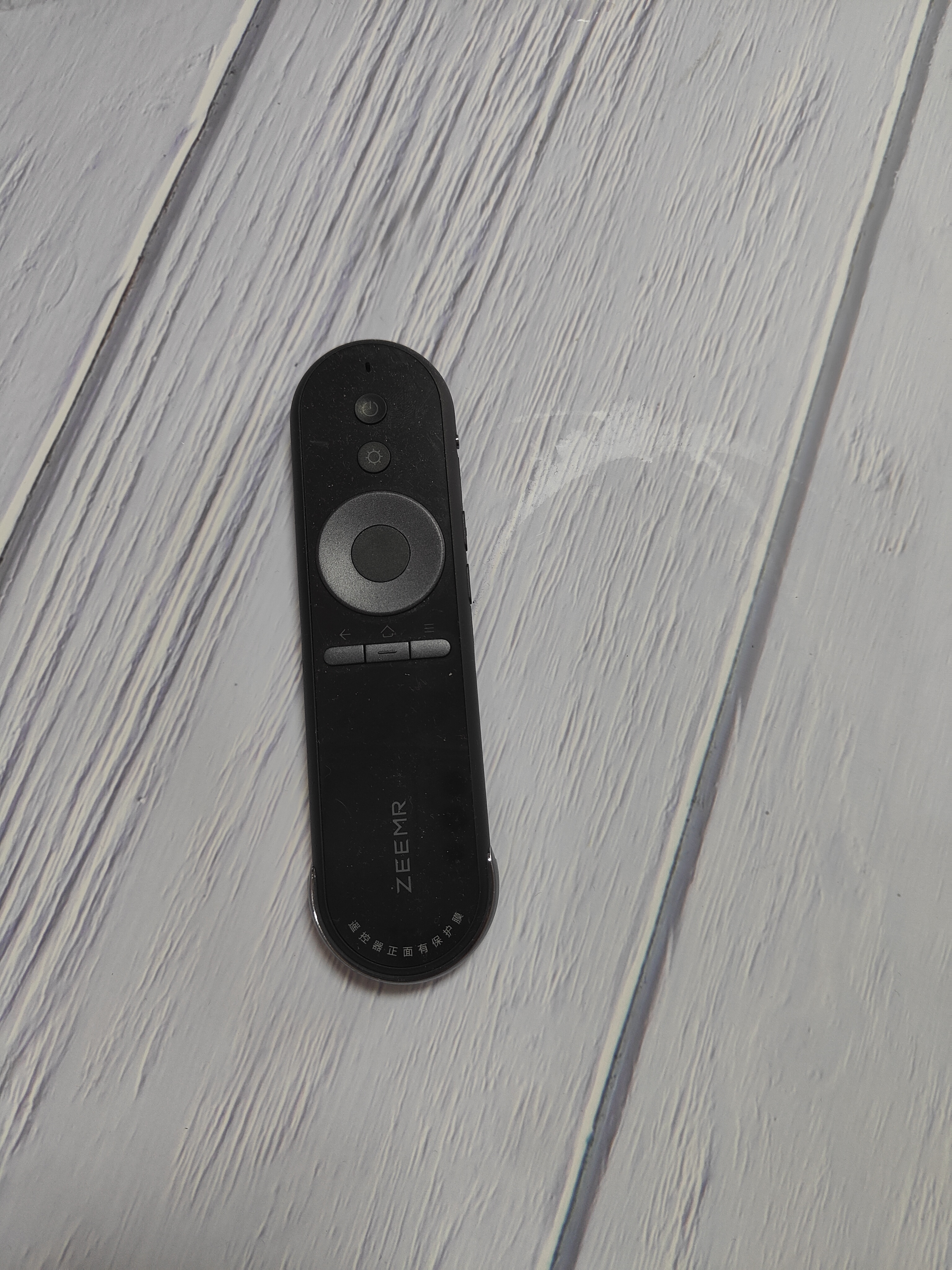 知麻divapro投影仪怎么使用,知麻投影仪divapro白天效果