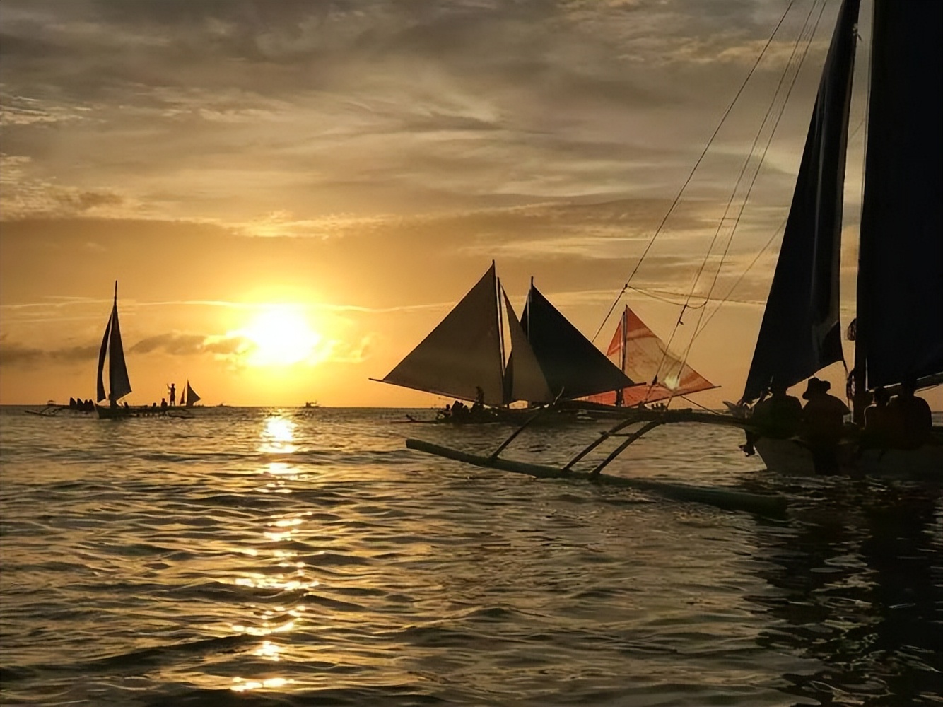 马尼拉大帆船贸易背景及影响,评析马尼拉大帆船贸易的兴衰