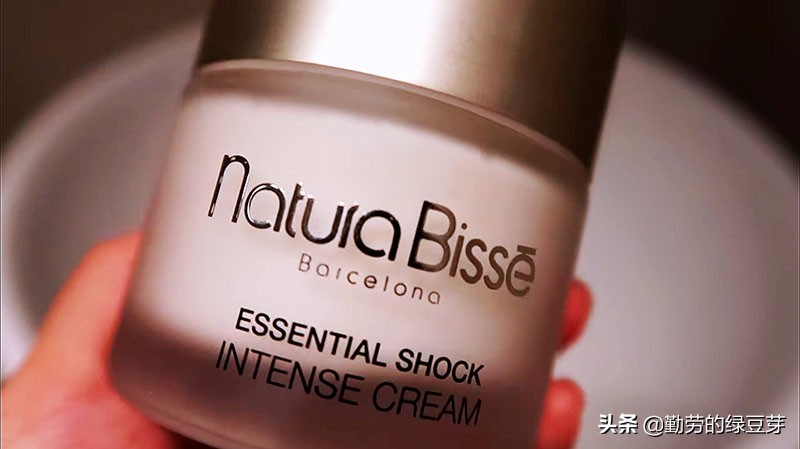 混油皮冬季用科颜氏哪个面霜,面霜保湿不油腻秋冬干皮推荐