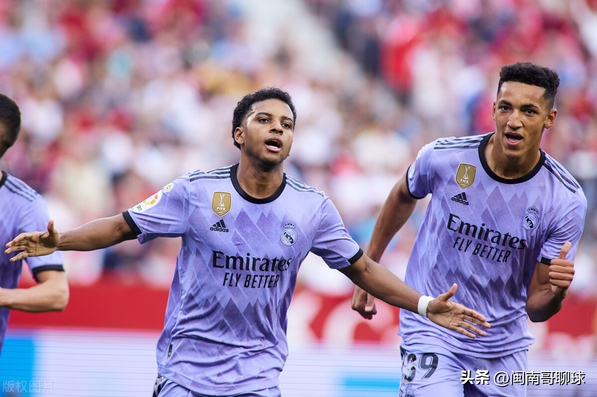 姆巴佩足坛身价,瑞士知名足球运动员