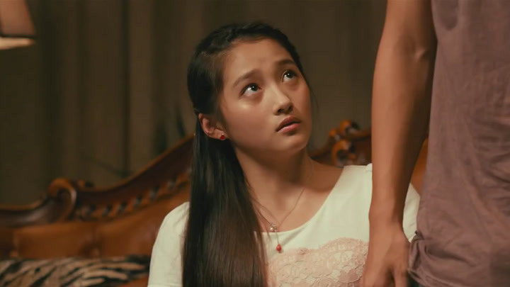 鹿晗关晓彤自交往以来备受争议,鹿晗关晓彤公开恋情前的回顾