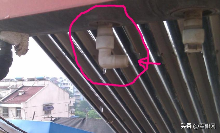 太阳能热水器调温阀漏水怎么修理,太阳能热水器旁边小桶漏水怎么办
