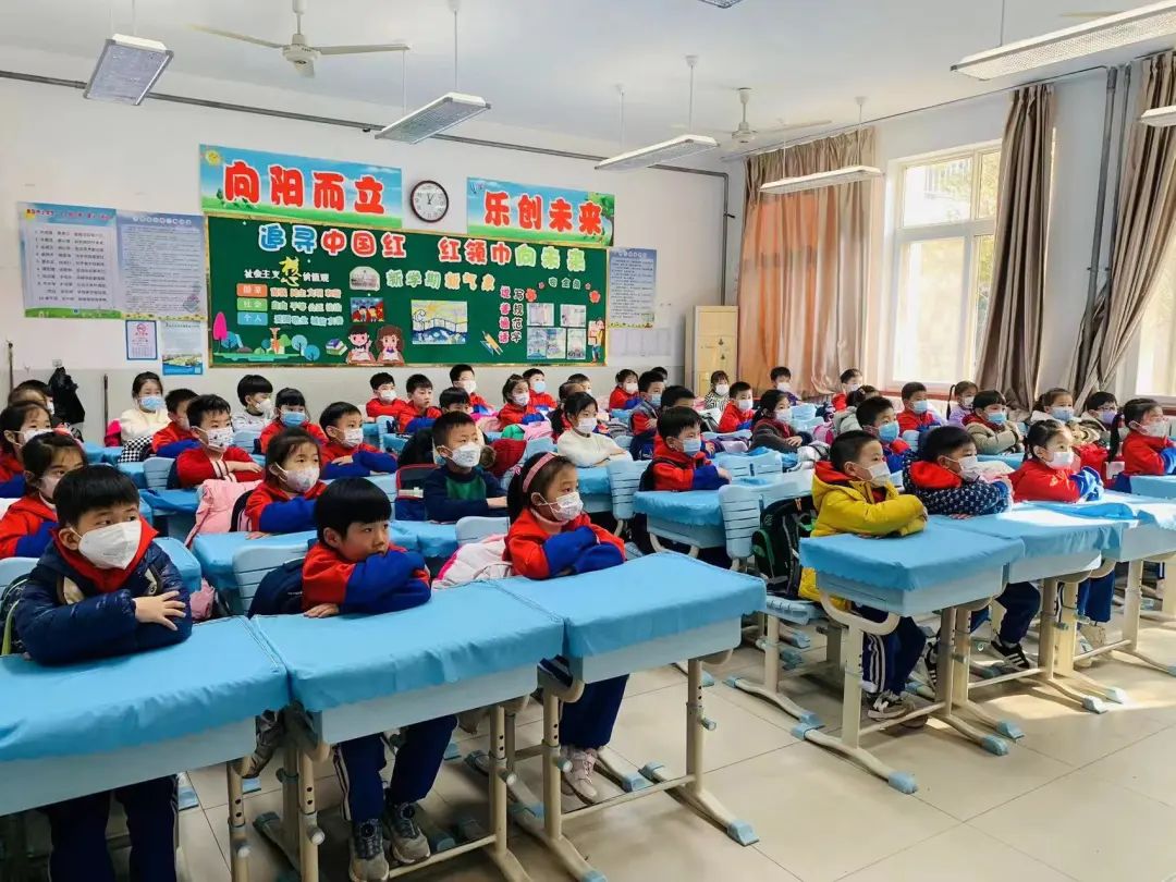 中国足球比赛校长杯,2024小学校长杯总决赛足球比赛