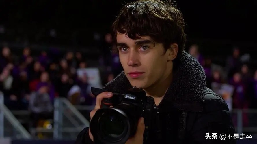 《十三个原因》剧集的立意与反响分析