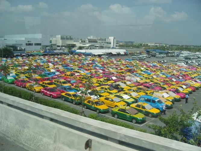 现在真实的泰国,超百万人聚集潮汕地区