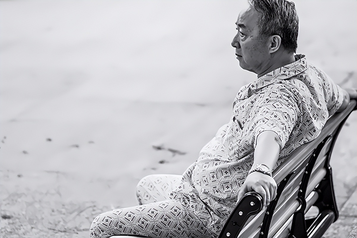 老人味是怎么回事如何去除,除老年人异味最好的办法