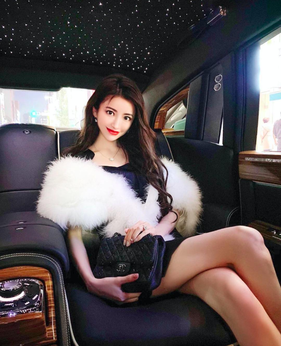 日本陪酒女王爱泽绘美里，滴酒不沾却成业界传奇，她是如何做到的