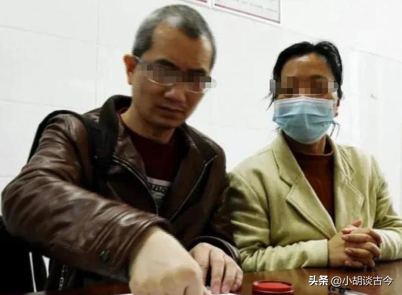 四川父亲忍痛拔掉儿子呼吸机,家人拔掉呼吸机视频