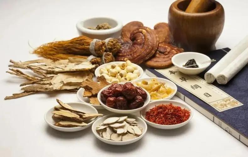 胸椎正骨推拿手法,中医胸椎推拿手法全套教程