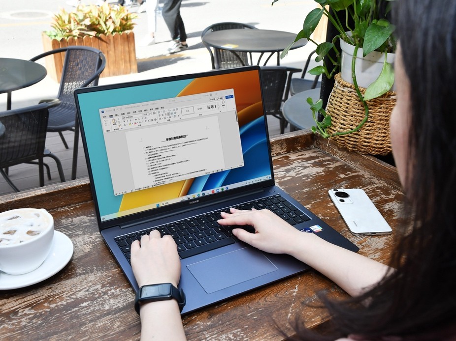 华为MateBookD162023款大屏高性能轻薄本首销在即，助力高效工作