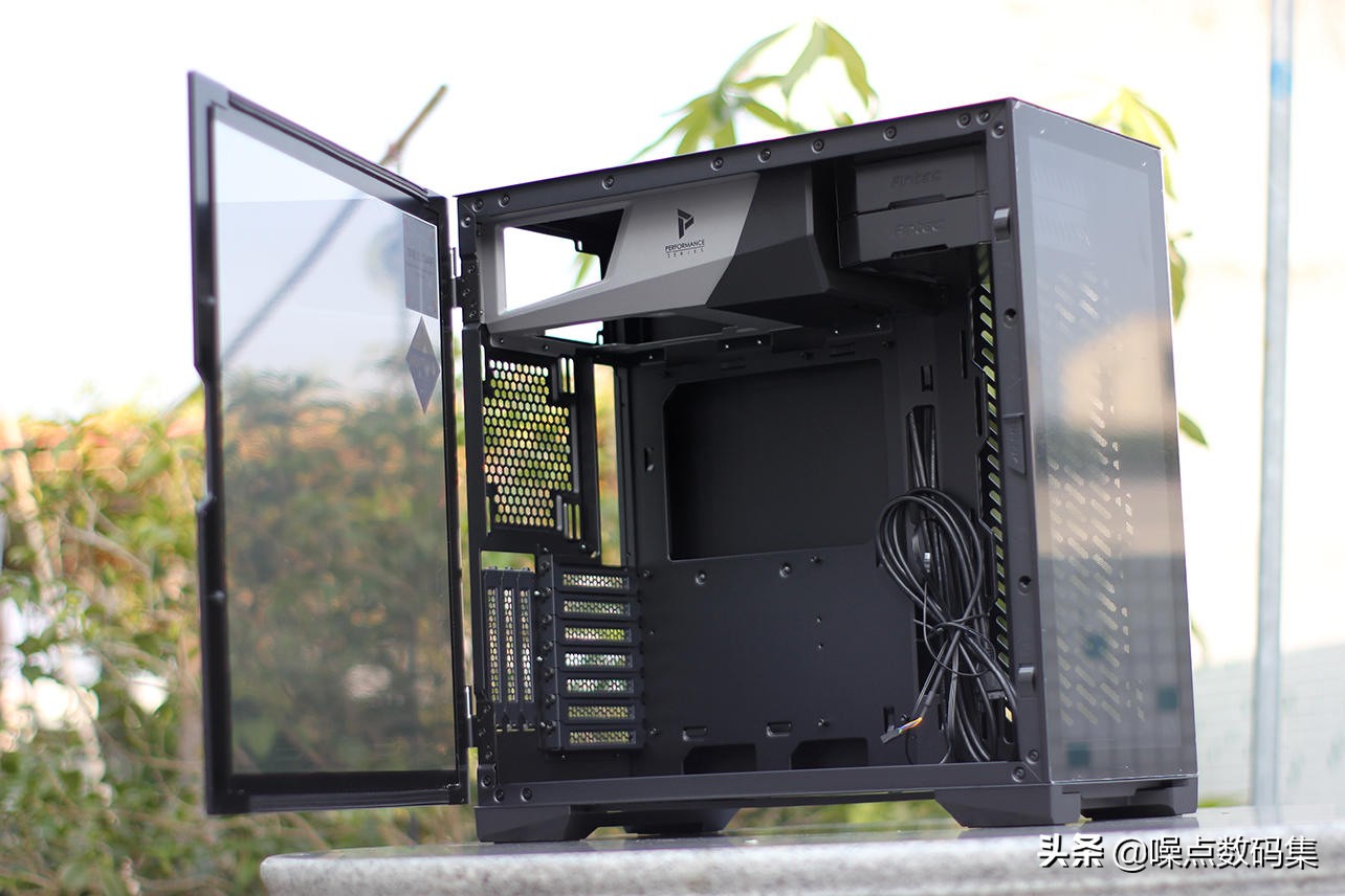 超频三东海r4000argbcpu散热器,超频三东海双子星散热器